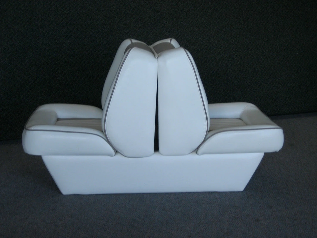 Classic Manufacturing Big Boy Sleeper/Lounge Seat 3 Classic Manufacturing Big Boy Sleeper/Lounge Seat